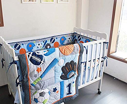 F.C.L 8 Pieces Baby Boy Sport Crib Bedding Set (Blue): (1)quilt,(4)bumper pads,(1) fitted sheet,(1) dust ruffle(skirt),(1) fleece blanket